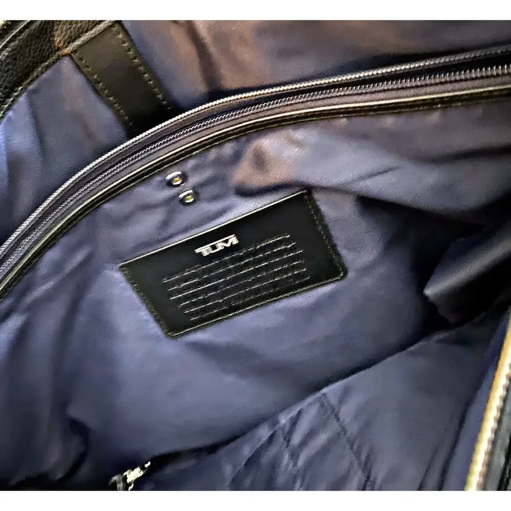 Tumi Black Leather Briefcase for 16 in Laptop, Padded Partitions, - Picture 6 of 7